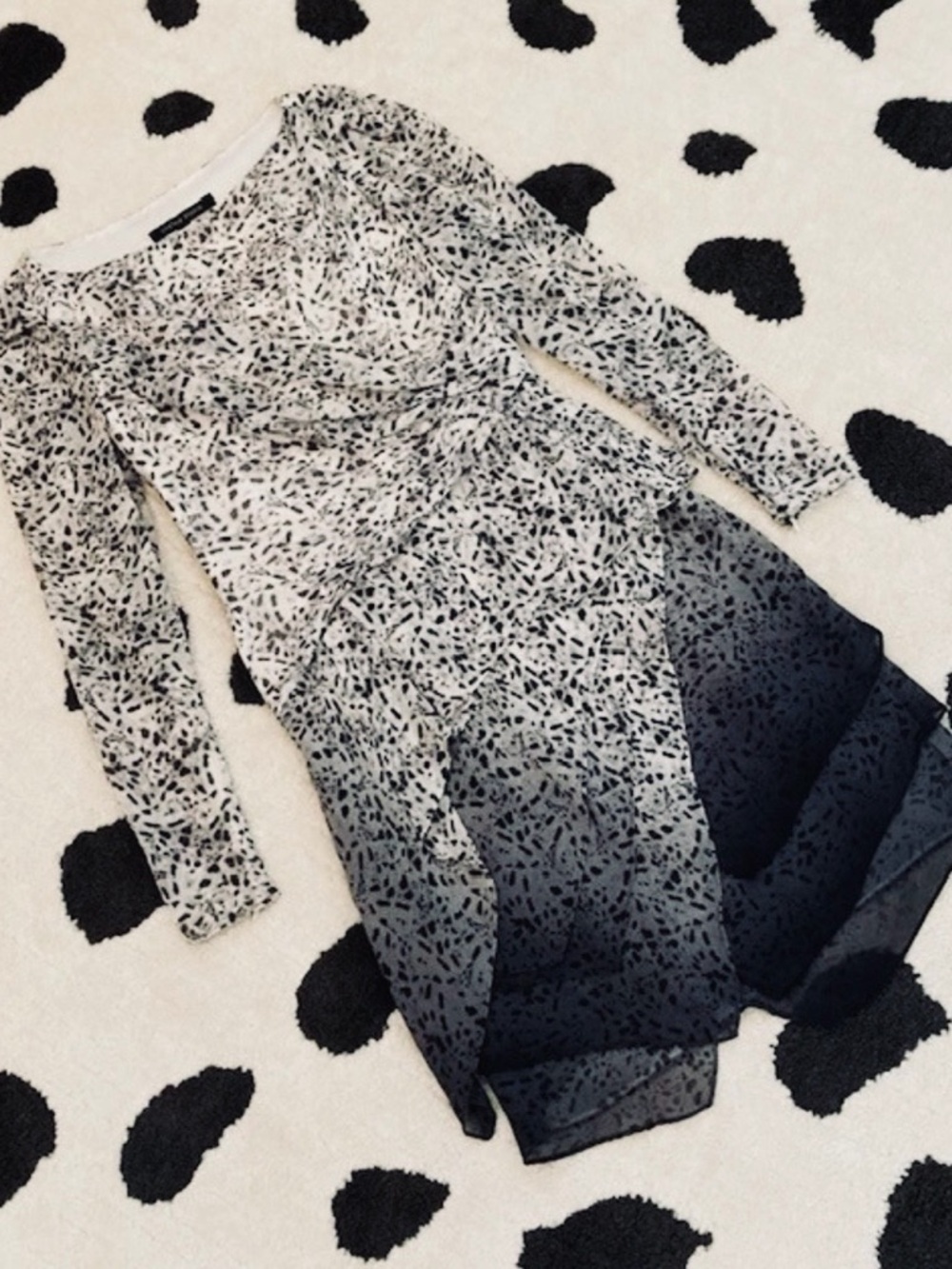 Cynthia Steffe $295 Size 4 Silk Animal Print Black White Gray Ombre Sheath Dress